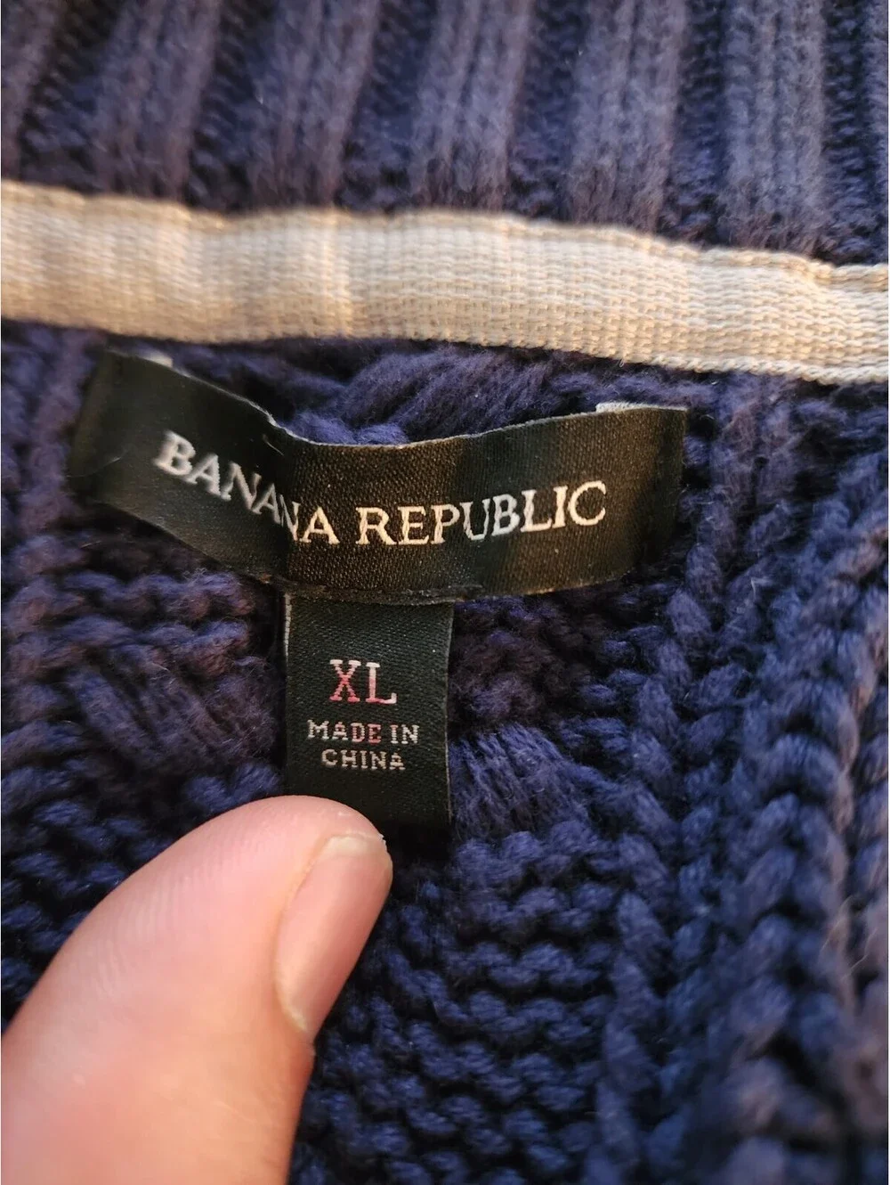 Banana Republic Men's XL Navy Blue Cable Knit  Cotton Blend Button Up Sweater